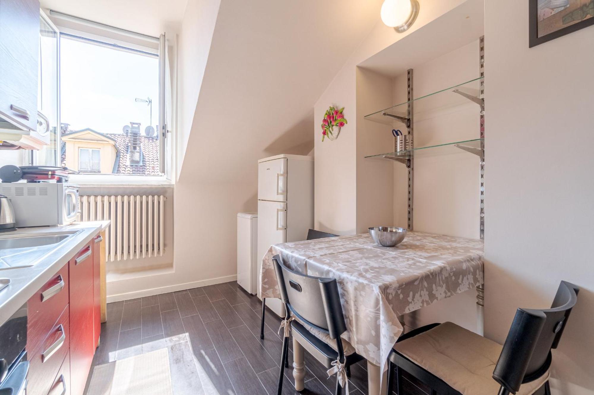 Apartament Casa Valeggio Attic Apt Few Steps From Porta Nuova Turyn Zewnętrze zdjęcie