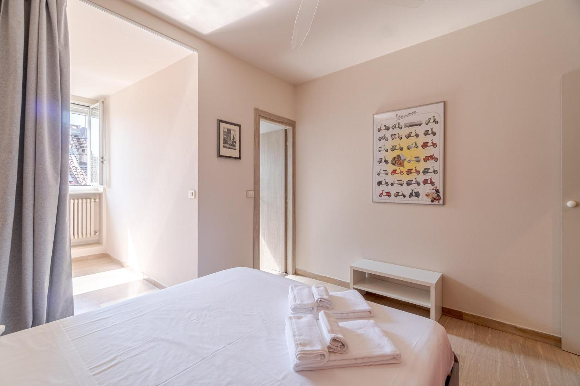 Apartament Casa Valeggio Attic Apt Few Steps From Porta Nuova Turyn Zewnętrze zdjęcie