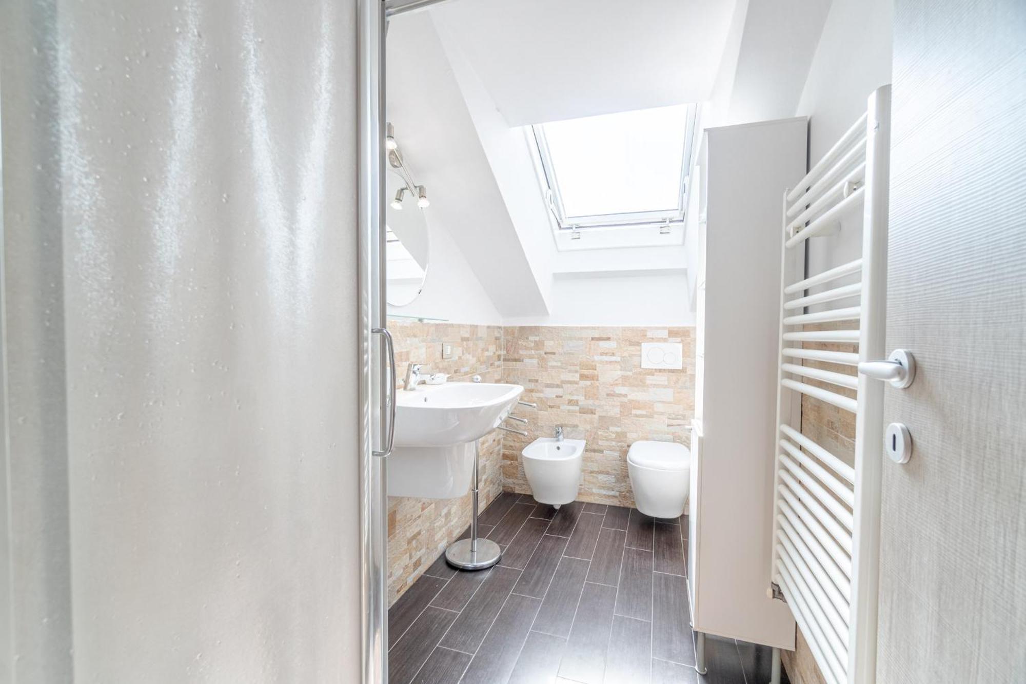 Apartament Casa Valeggio Attic Apt Few Steps From Porta Nuova Turyn Zewnętrze zdjęcie