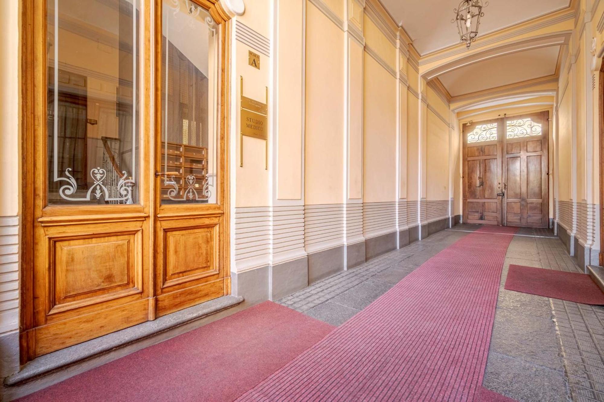 Apartament Casa Valeggio Attic Apt Few Steps From Porta Nuova Turyn Zewnętrze zdjęcie